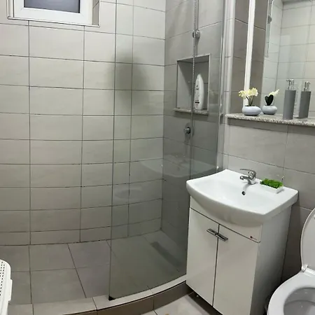 Sea Breeze Ap Apartment